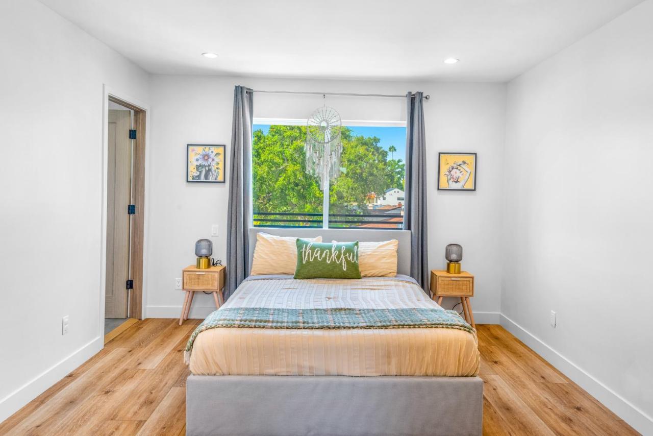 Apartamento Stylish Sherman Oaks Townhouse 3bed + 3.5bath Master *