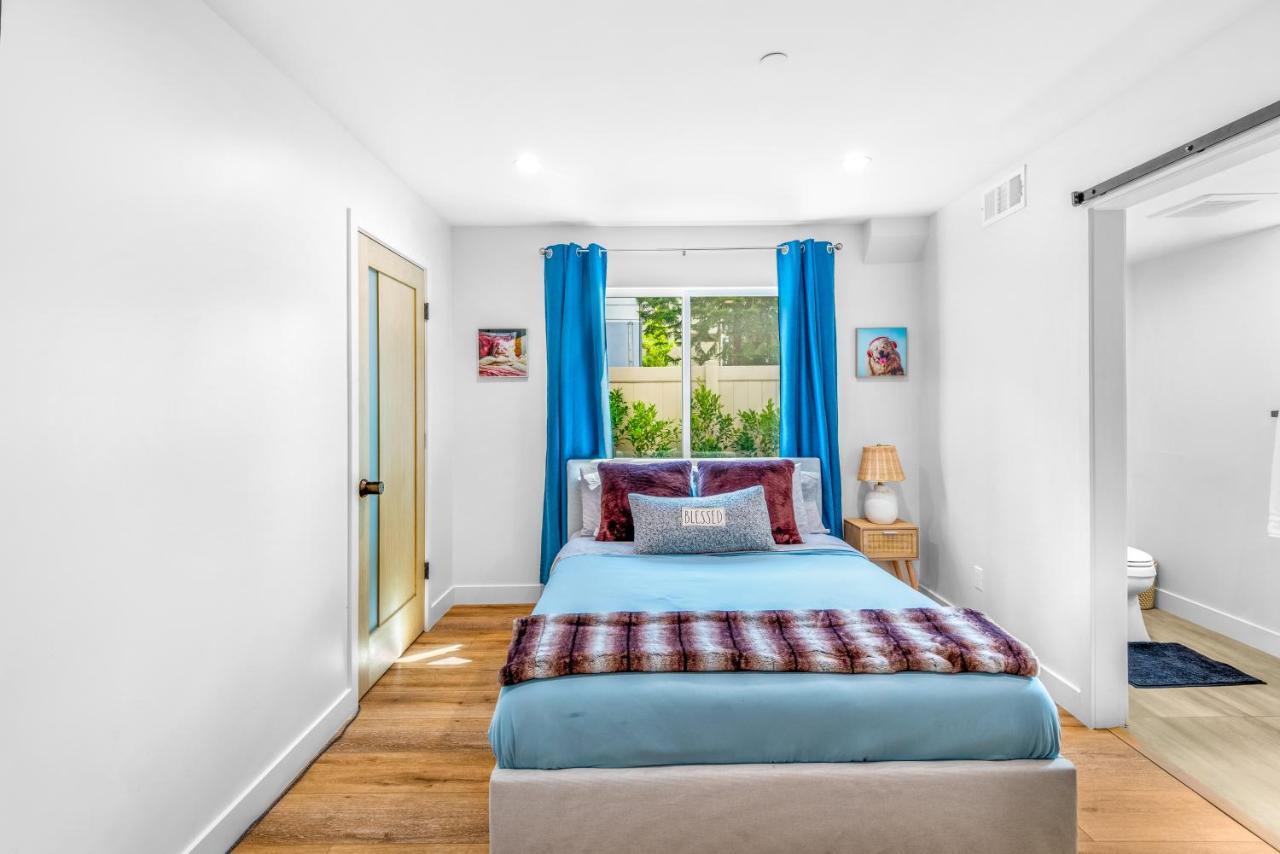 Stylish Sherman Oaks Townhouse 3bed + 3.5bath Master Apartamento Los Ángeles